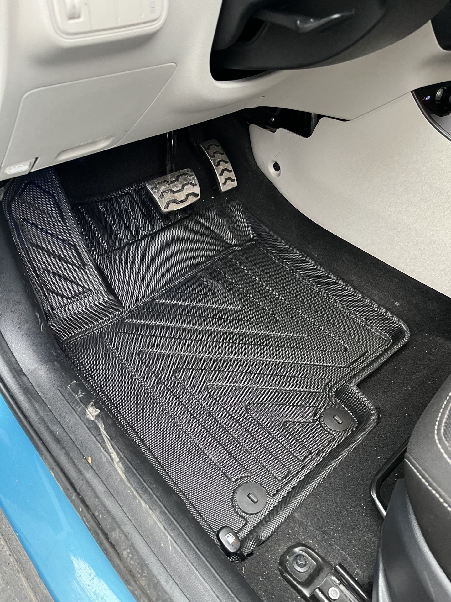 Hyundai Bayon 2021 ve Sonrası Premium Havuzlu Oto Paspas