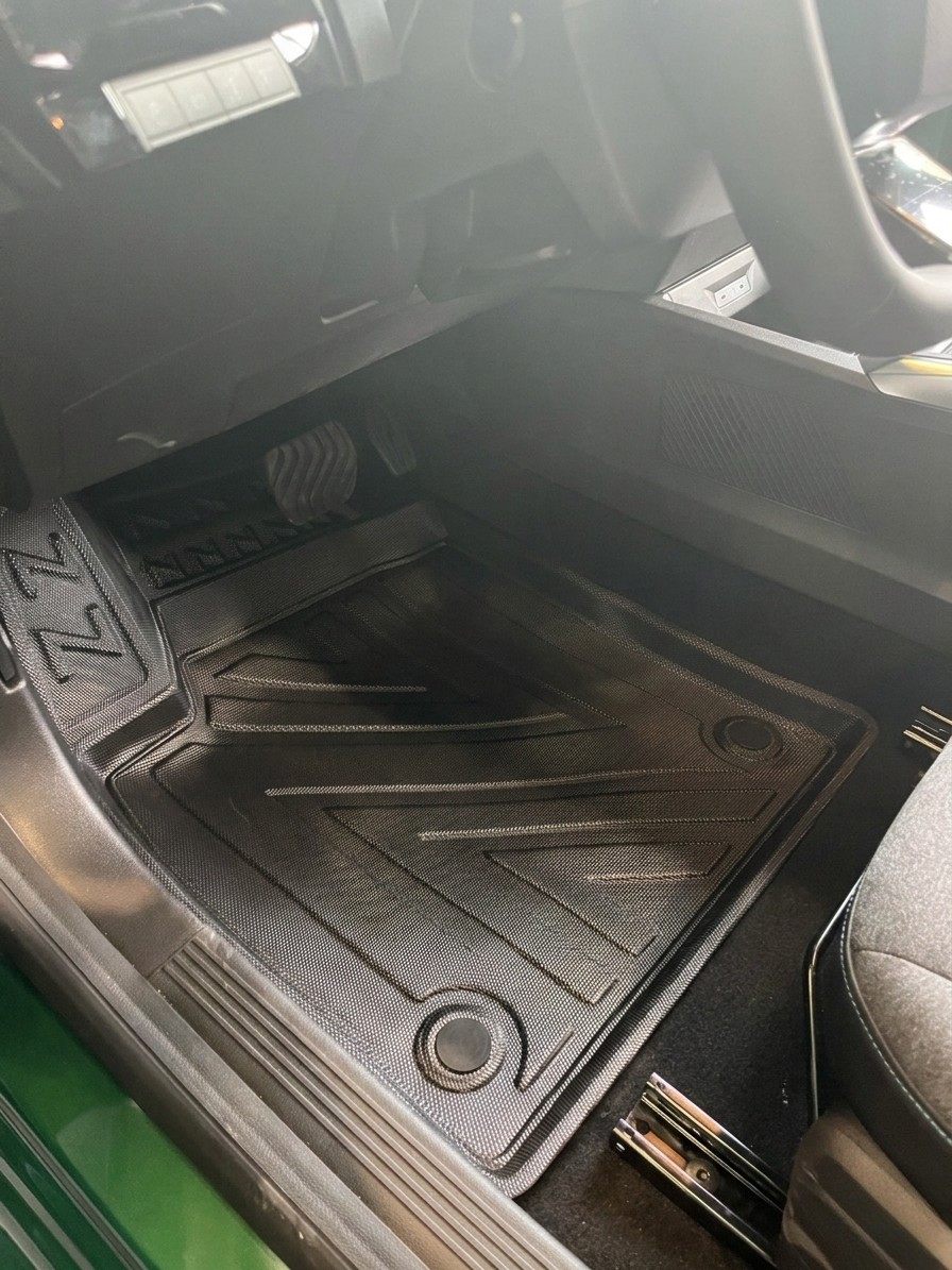 Renaut Clio 5 E-Tech 2023 ve Sonrası Premium Havuzlu Oto Paspas