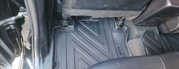 Toyota Hilux 2015 Sonrası Premium Havuzlu Oto Paspas