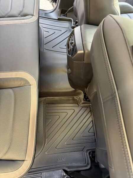 Volkswagen Amarok 2022 Sonrası Premium Havuzlu Oto Paspas