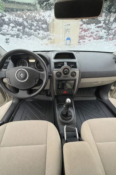 Renault Megane 2 2002-2009 5D Havuzlu Paspas | Sedan